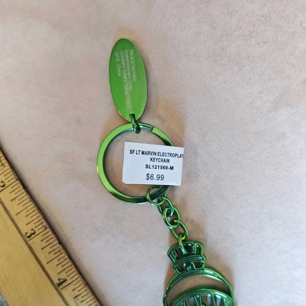 Six Flags Keychain Green Marvin the Martian Electroplated Looney Tunes